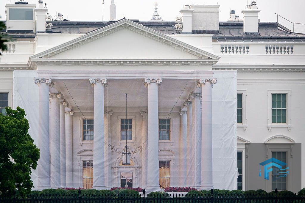 White House takes down 'Build the Wall' game after the Tetris Company complains